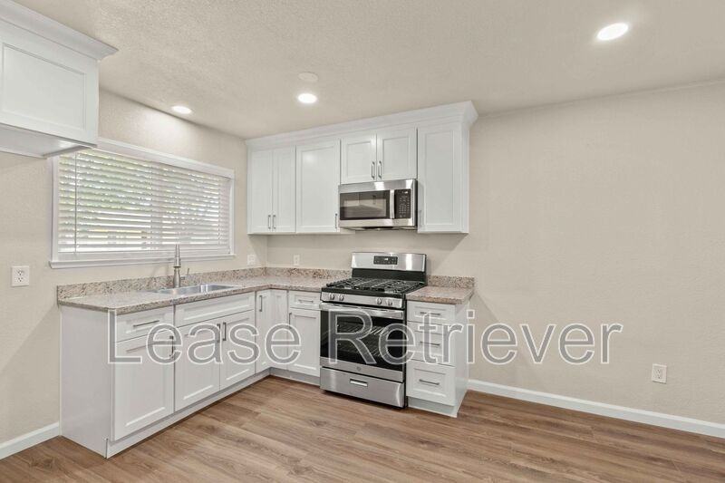 850 Sequoia Blvd - Photo 3 of 41