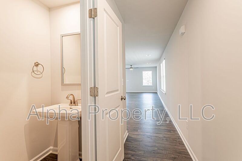 304 Boneset Dr - Photo 3 of 28