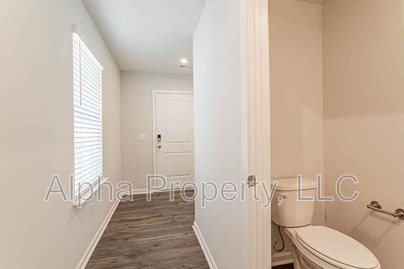 304 Boneset Dr - Photo 4 of 28