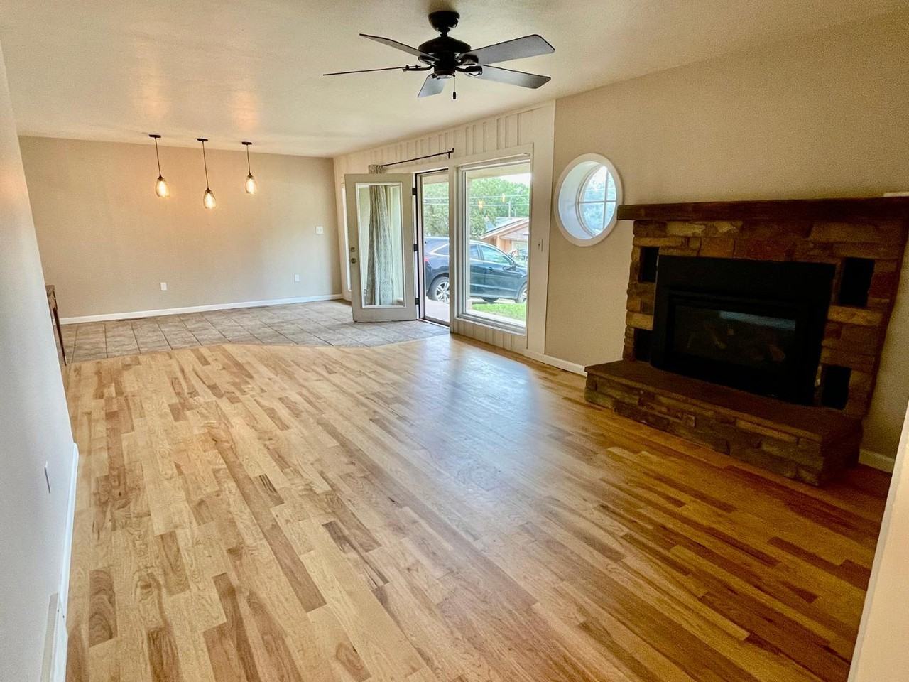 210 Crystal Park Rd - Photo 3 of 21