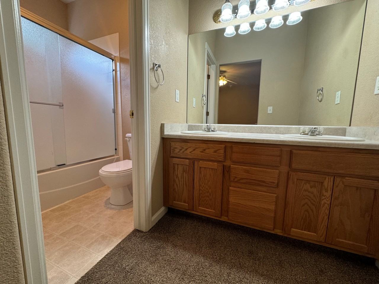 4928 Desert Varnish Dr - Photo 6 of 13