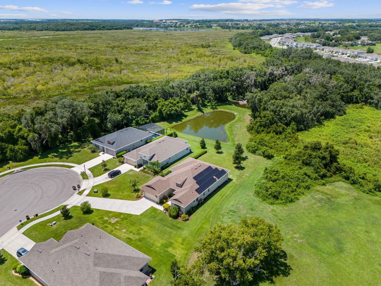 16230 Oak Breeze Ct - Photo 4 of 35