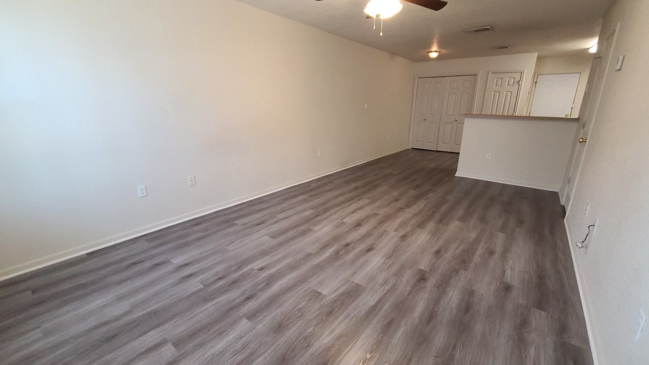 811-D Industrial Ave, Copperas Cove - Photo 3 of 33