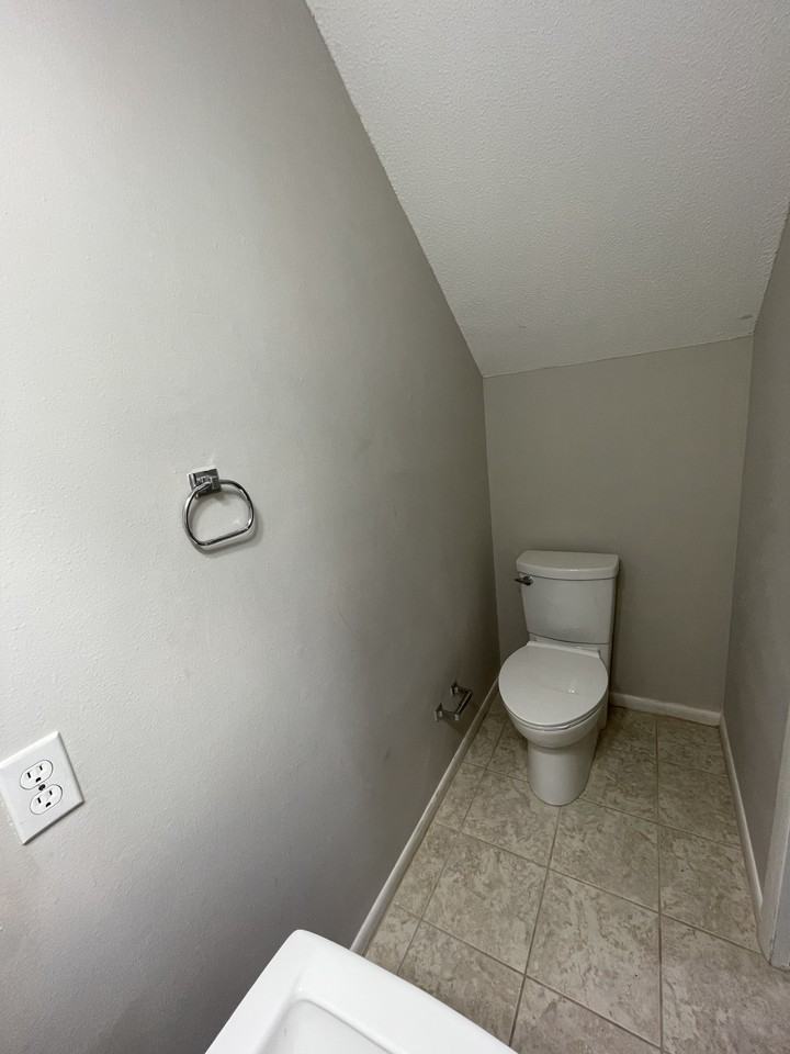 532 Parkview Rd Nw #10 - Photo 4 of 13