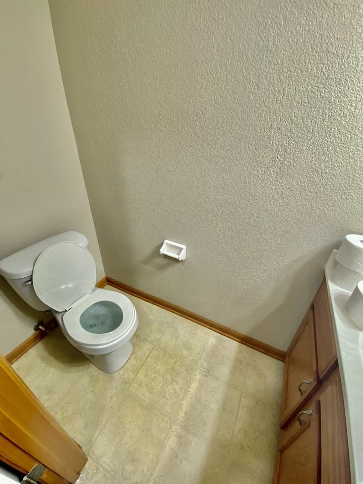 1650 Nw Garrett Dr - Photo 3 of 22