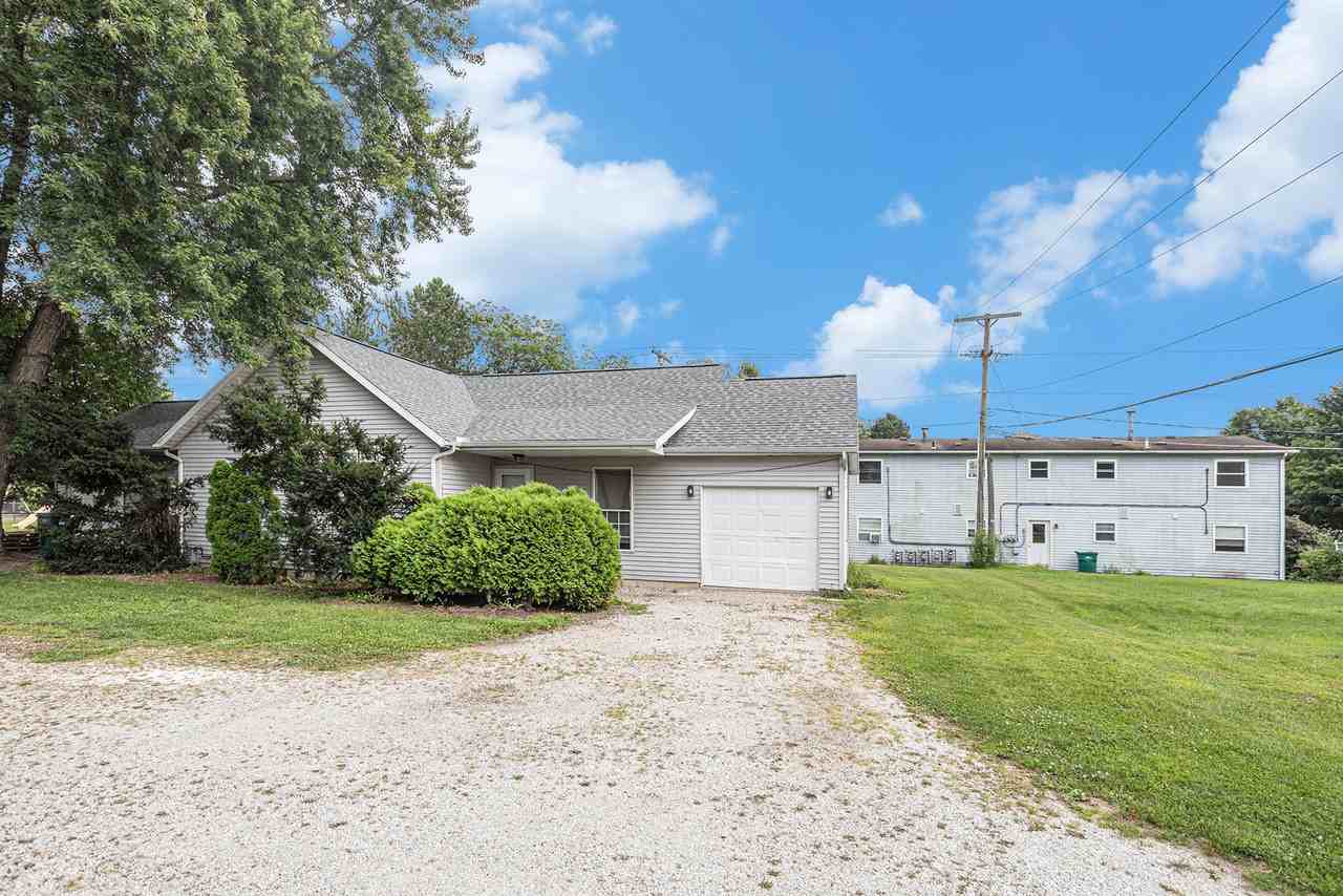 482 Florence Rd - Photo 2 of 18