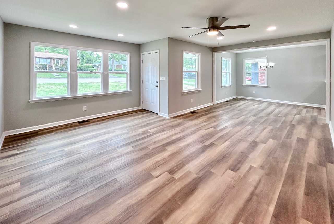 3706 Kaiser Ave - Photo 3 of 15