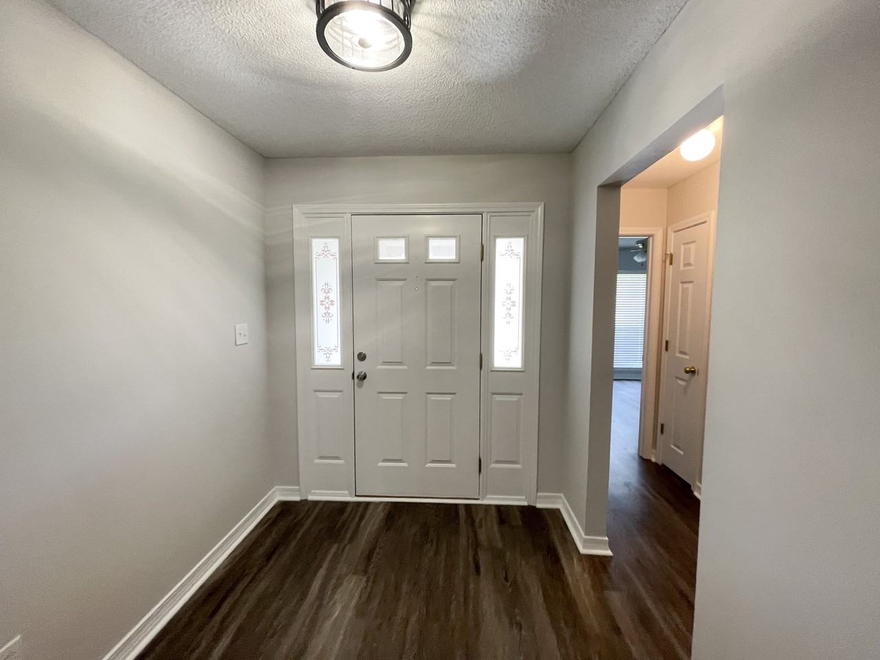 117 Kemper Ln - Photo 2 of 18