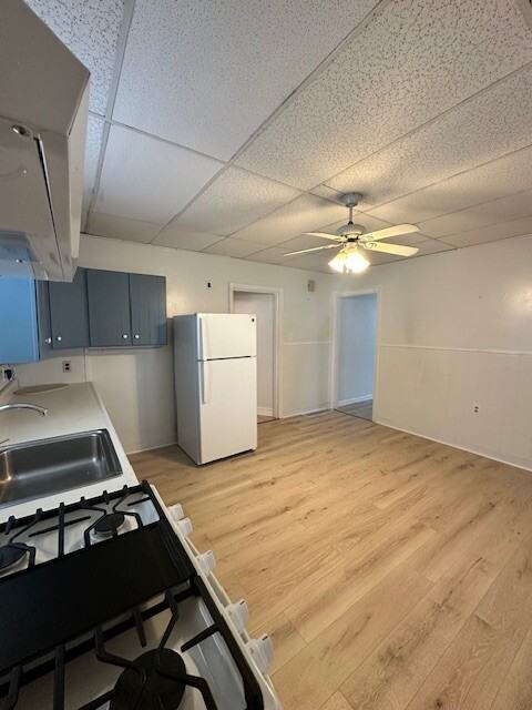 5 Clinton St #1 - Photo 4 of 12