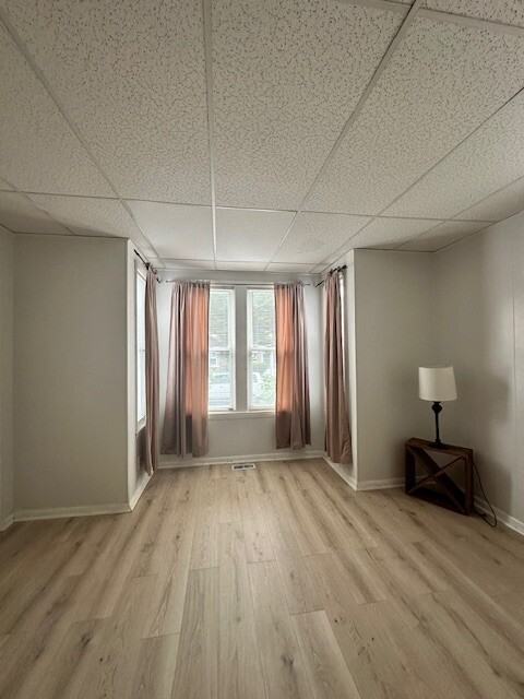 5 Clinton St #1 - Photo 7 of 12