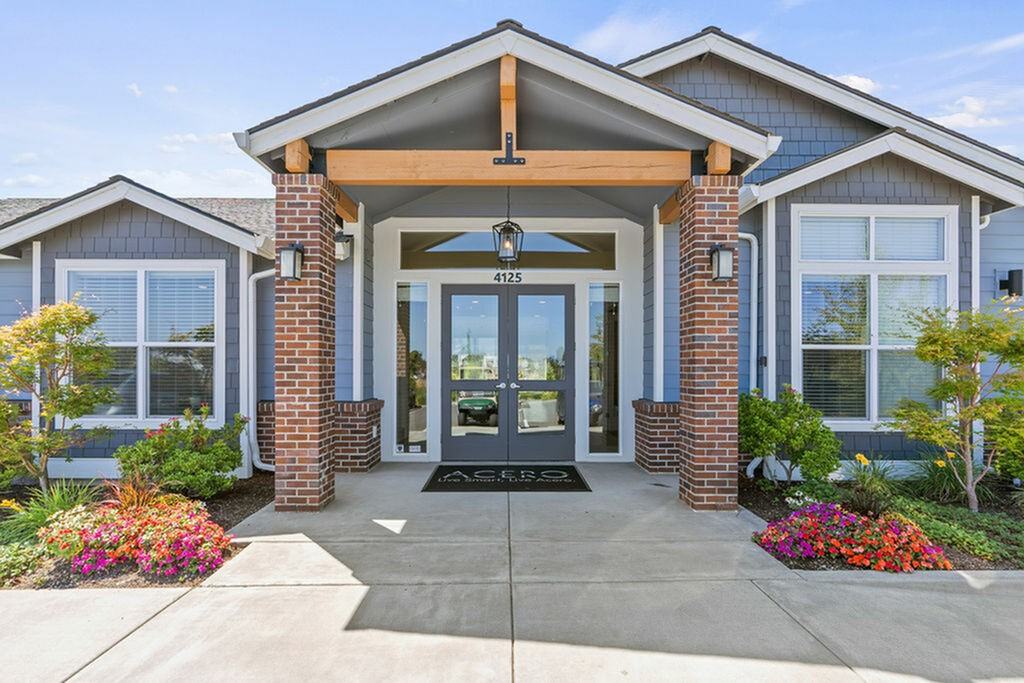 Acero Ridgefield - Photo 4 of 33