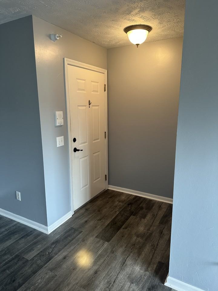 8584 North Jasonville Court Southeast #8 - Photo 3 of 20