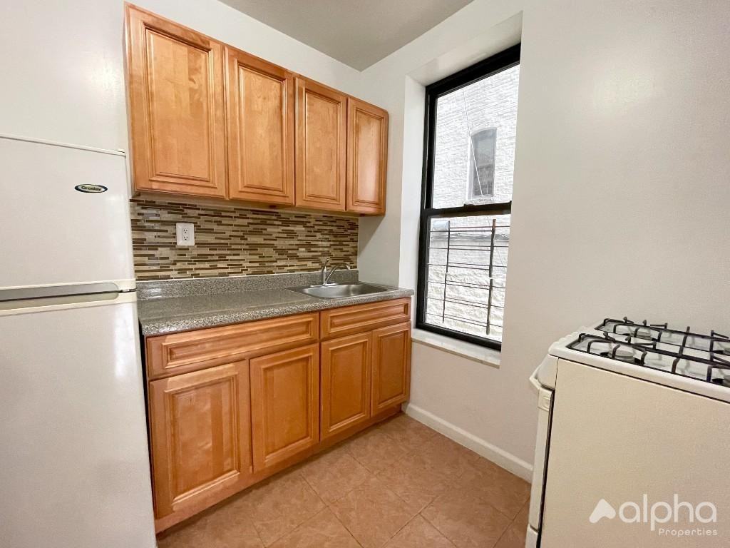 173 East 101st Street #5 - Photo 7 of 10