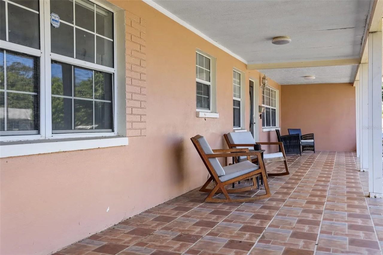 2300 41st Street North - Photo 2 of 9