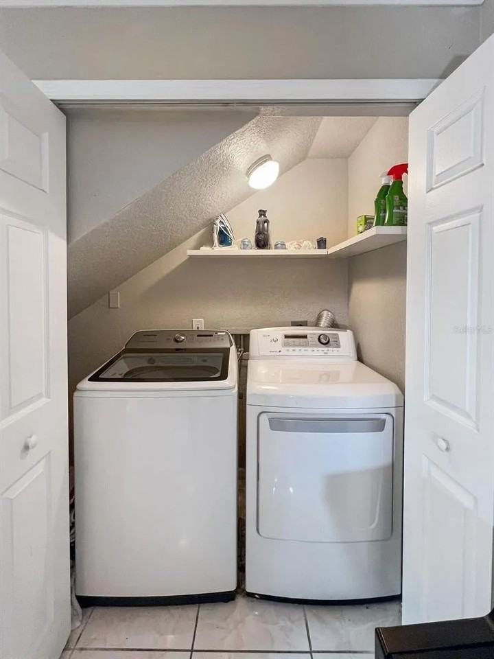 2300 41st Street North - Photo 5 of 9