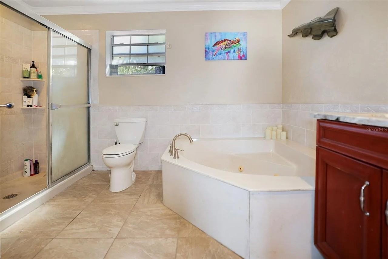 2300 41st Street North - Photo 6 of 9