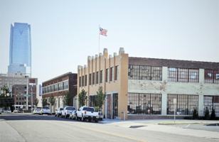featured image of 1117 N Robinson Ave