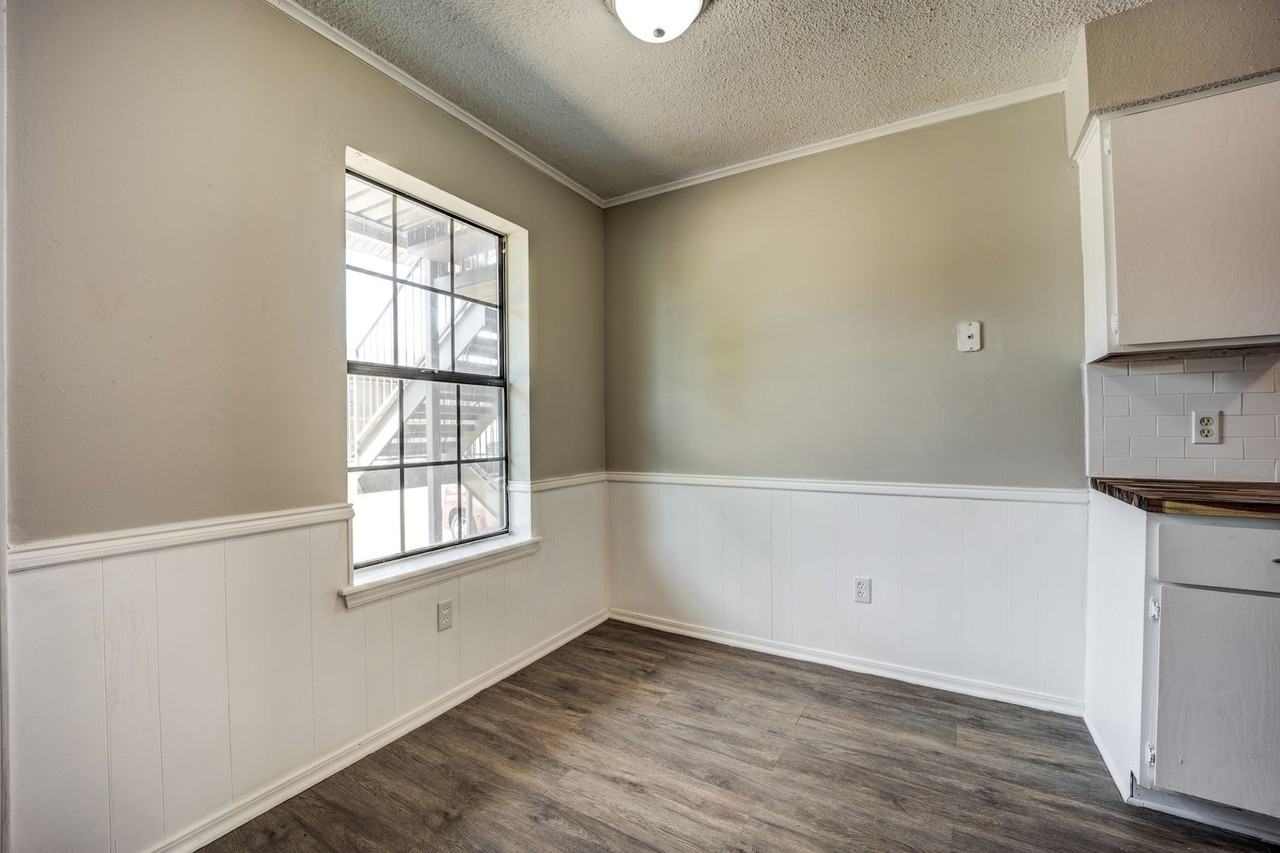 The Cottonwood: 1 & 2 Bedroom Apartments - Photo 3 of 13