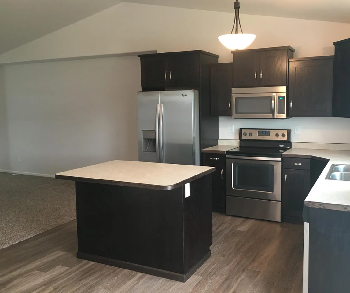 1224 S Beach Way - Photo 4 of 26