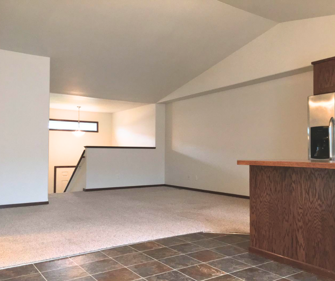 1224 S Beach Way - Photo 6 of 26