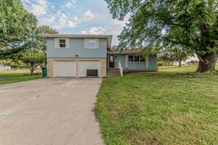 708 Redbud Ln - Photo 1 of 1