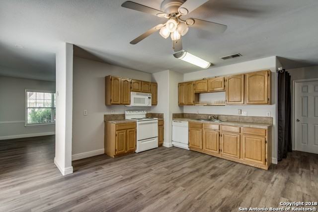 4838 Aspen Wood Dr - Photo 7 of 11