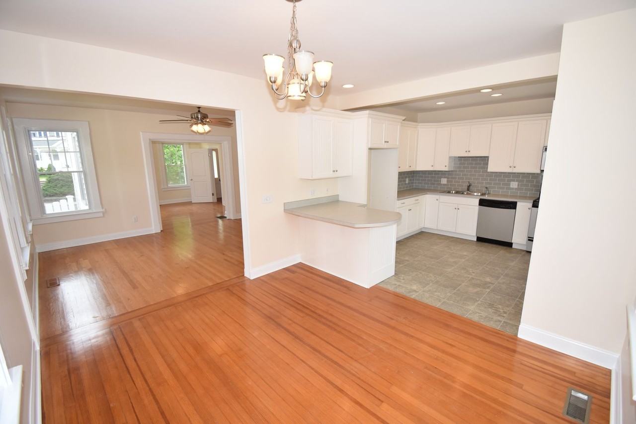 16-18 Maple Street - Photo 2 of 13