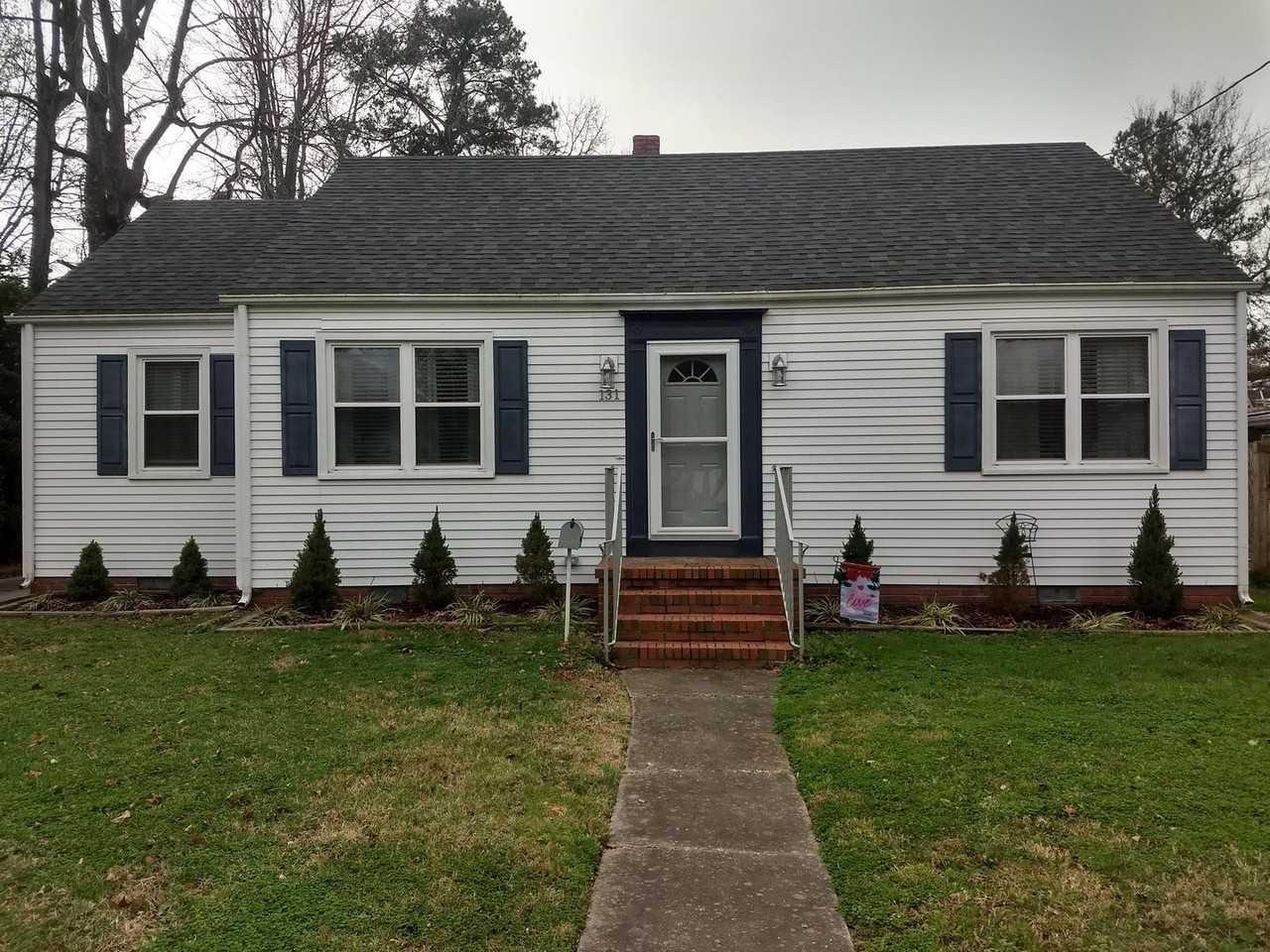 131 Howe St - Photo 2 of 30