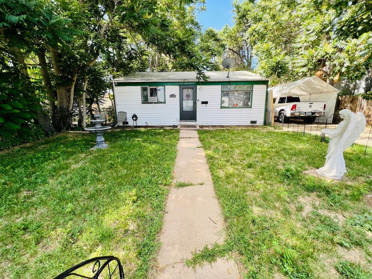 1520 W Bayaud Ave - Photo 2 of 16