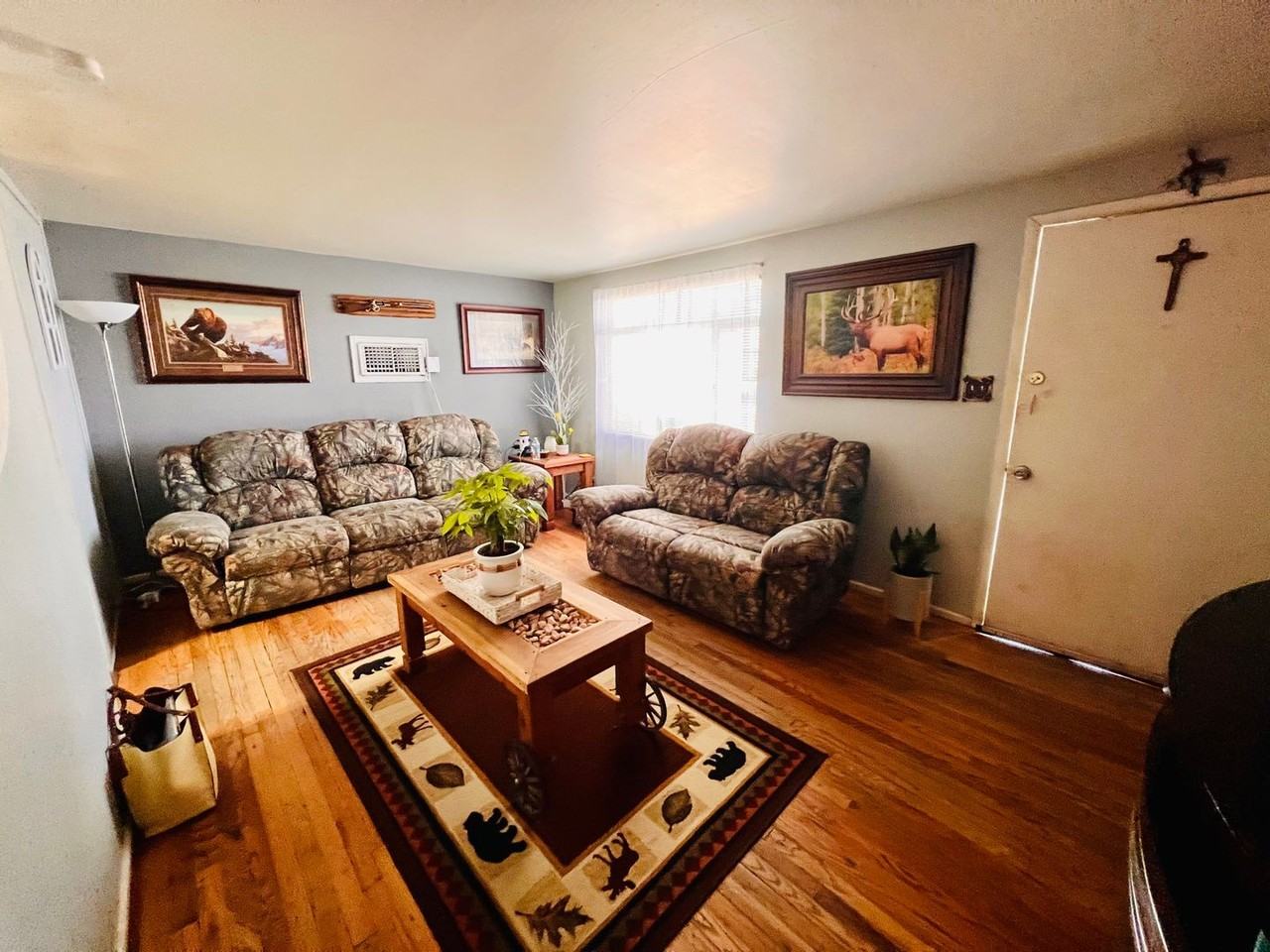 1520 W Bayaud Ave - Photo 3 of 16