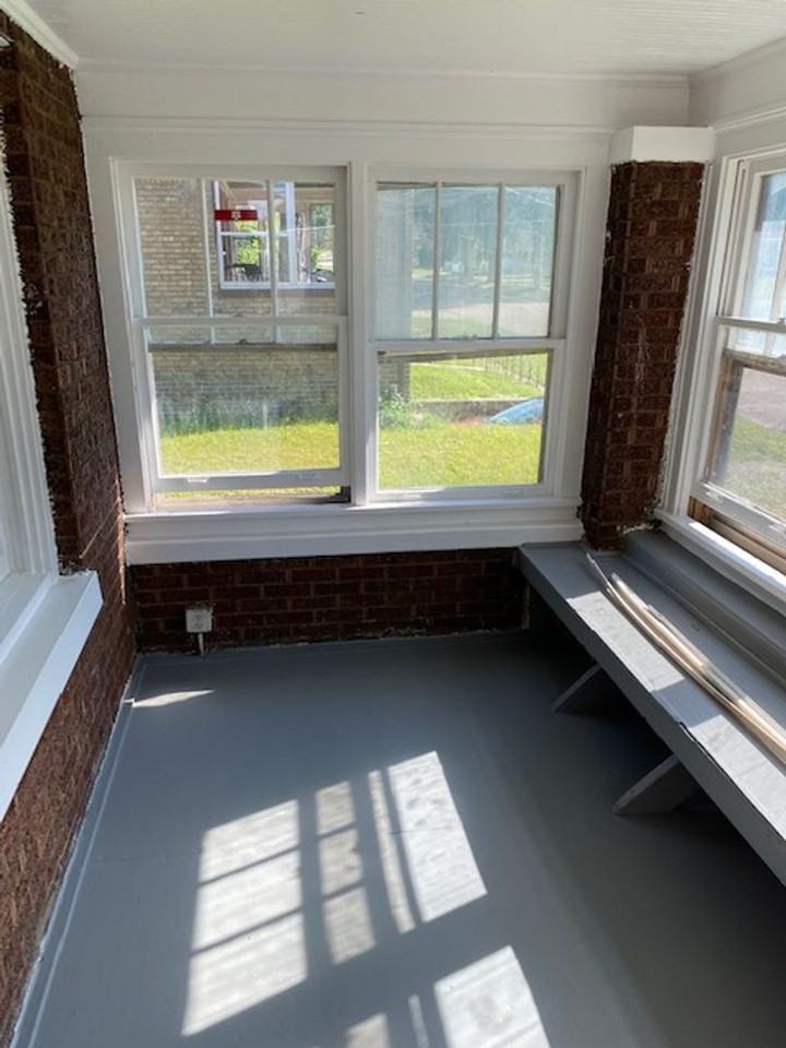 814 West St - Photo 2 of 9