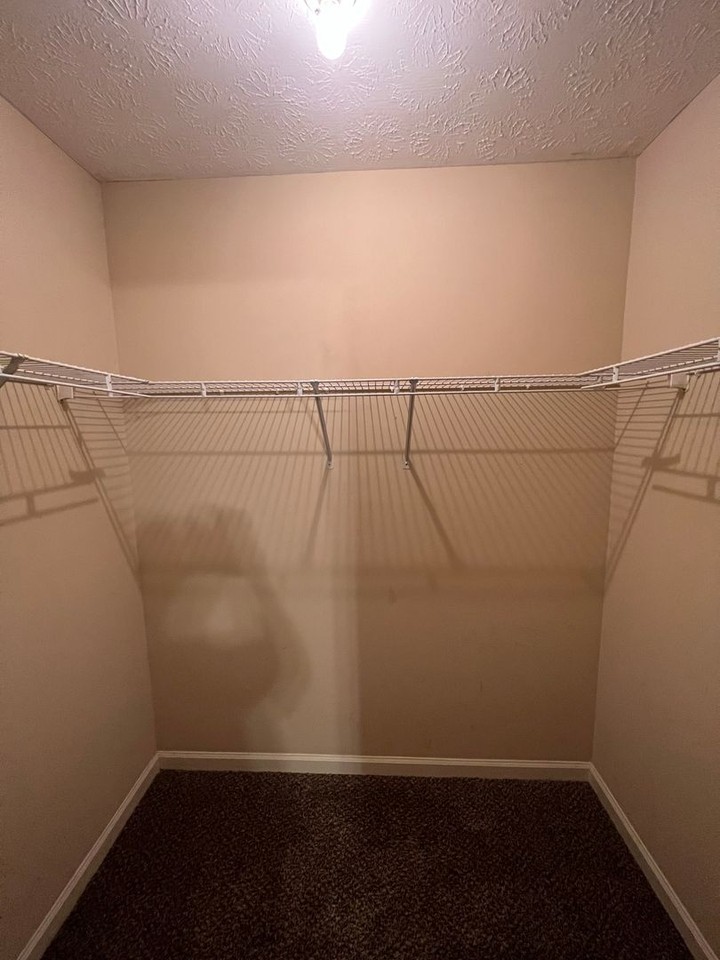 136 Halal Ct - Photo 5 of 11