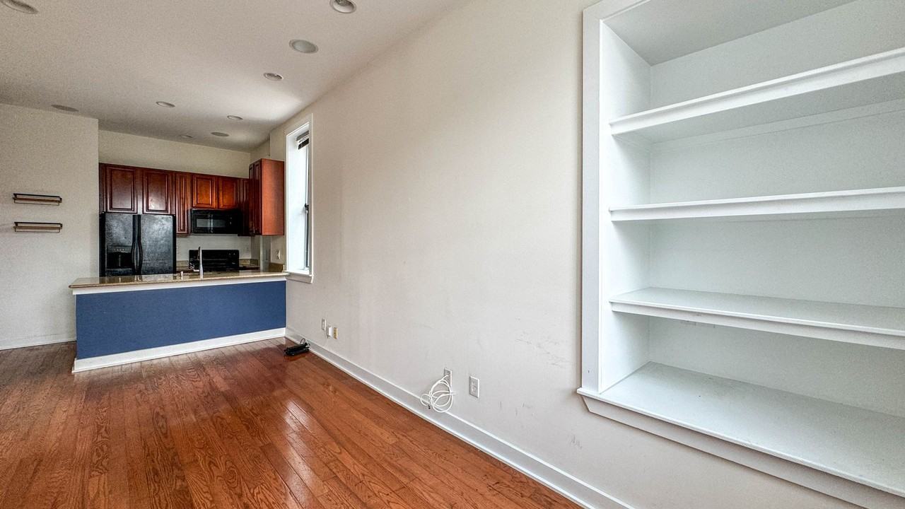 1617 W Montgomery Ave, Philadelphia, PA 19121 - Photo 3 of 10