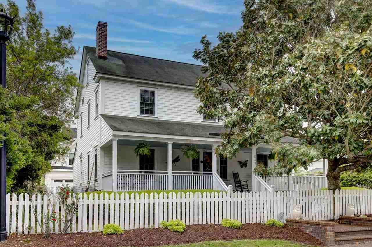 322 Fernando St - Photo 2 of 50