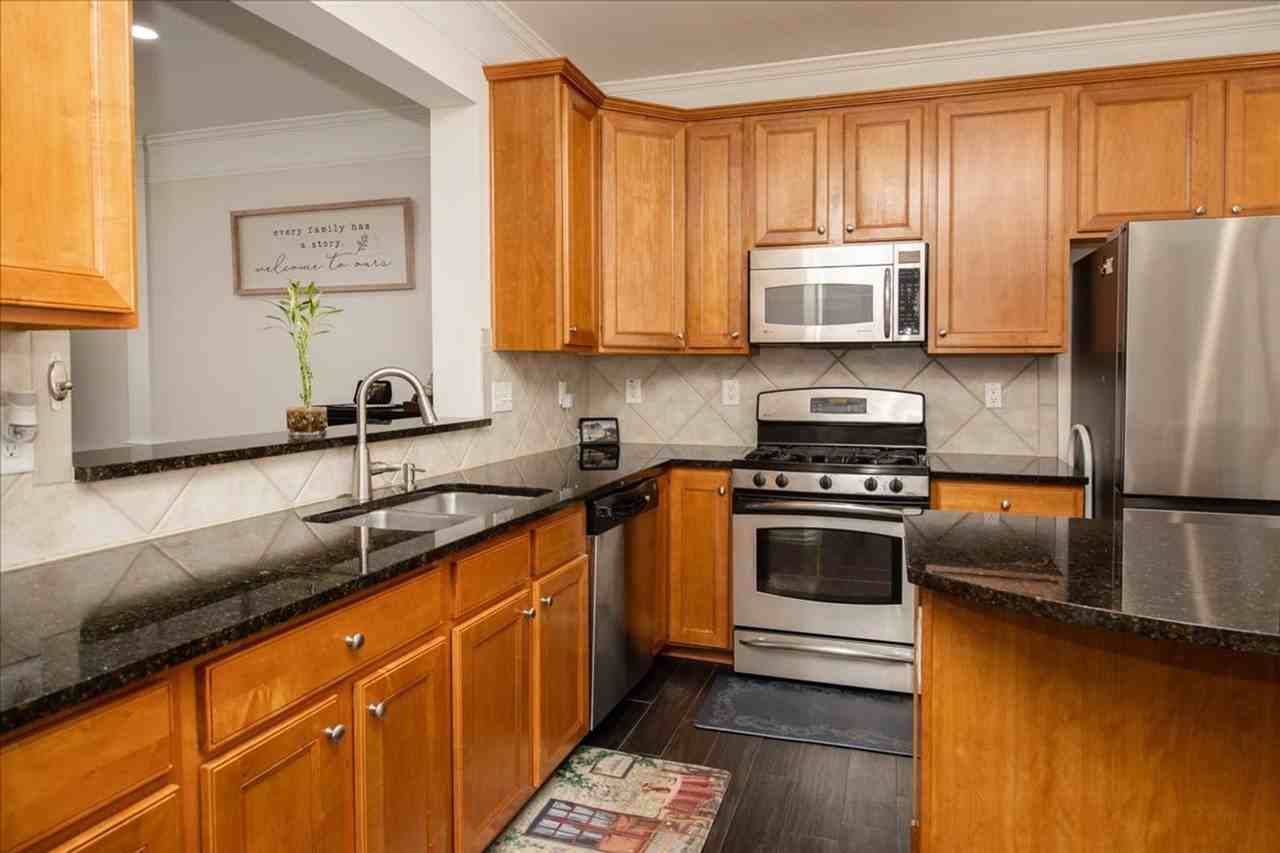1654 Wehunt Pl Se ##Se - Photo 4 of 26