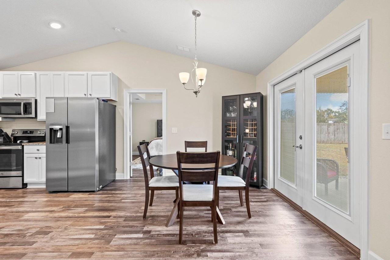 2784 Keats Dr - Photo 4 of 17