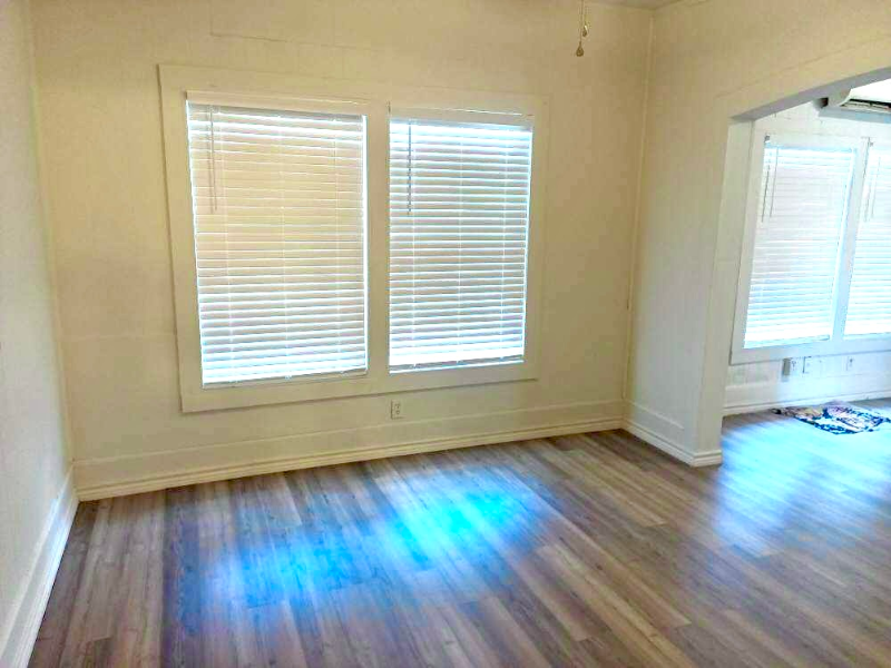 308 W 8th St - Photo 3 of 14