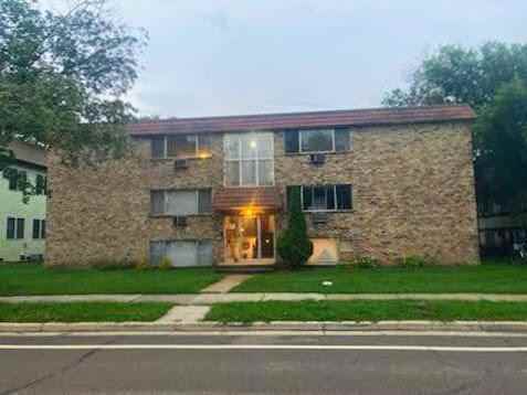 1112 8th Street SE - Photo 2 of 3