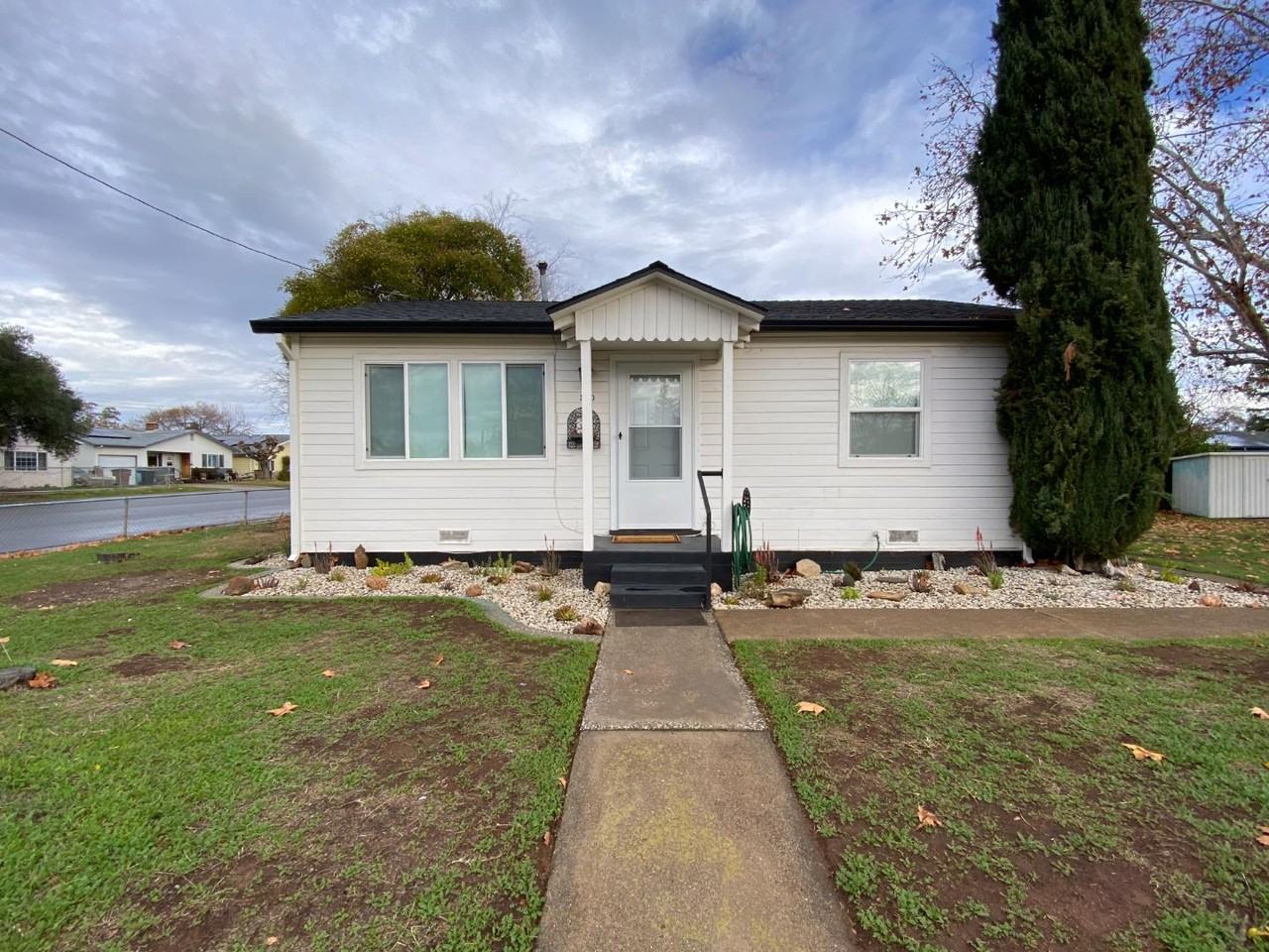 290 7th Street - Photo 3 of 50