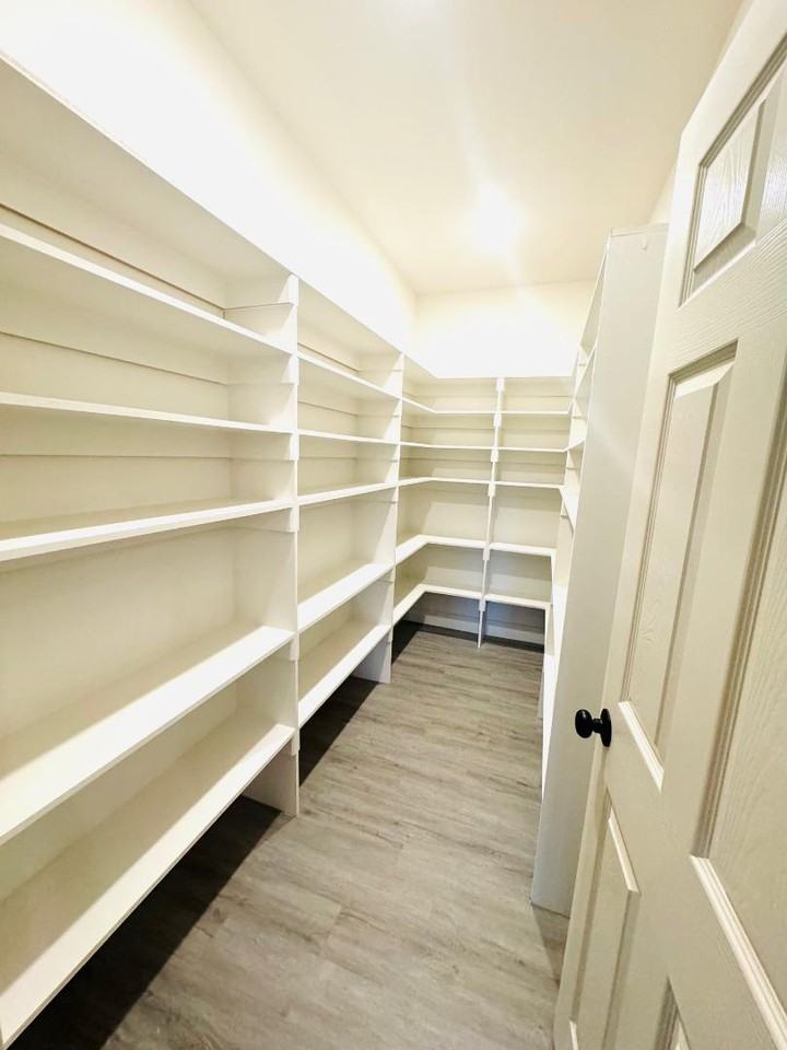 288 NE 25th St - Photo 2 of 20