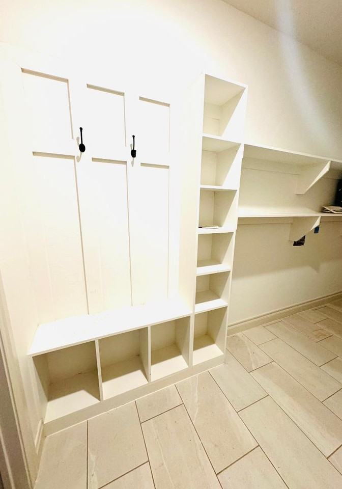 288 NE 25th St - Photo 5 of 20