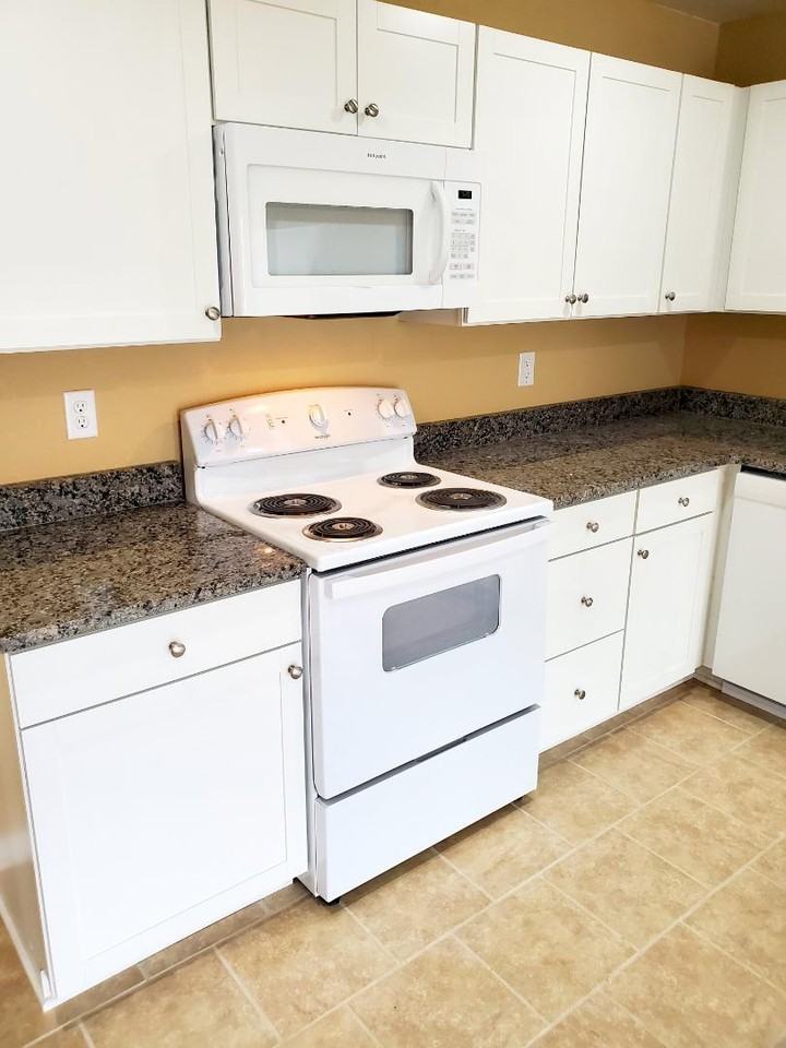 514 North Main Street - Photo 3 of 10