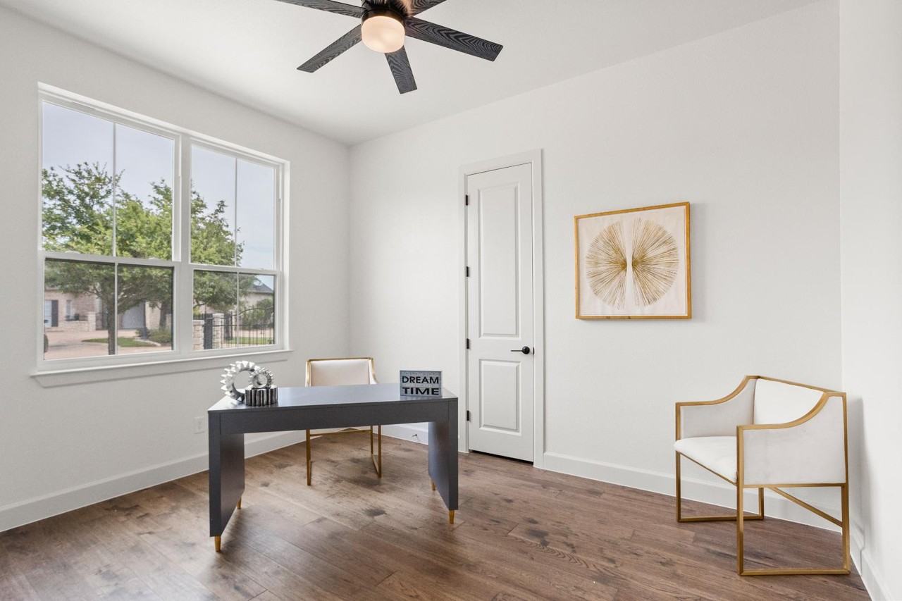 4305 Shale Bluff Court - Photo 2 of 10