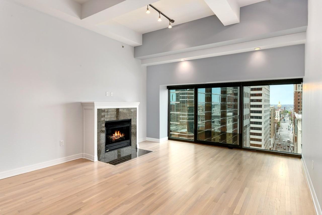 1101 Walnut St - Photo 4 of 20