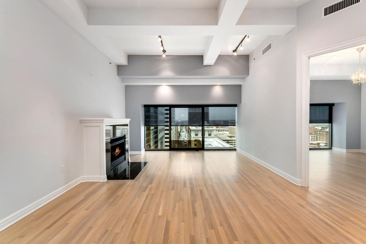 1101 Walnut St - Photo 5 of 20