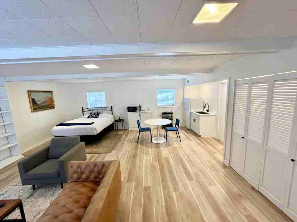 Wellswood Village House - Photo 3 of 11