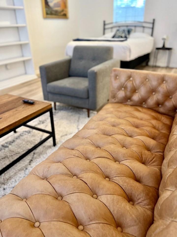 Wellswood Village House - Photo 5 of 11