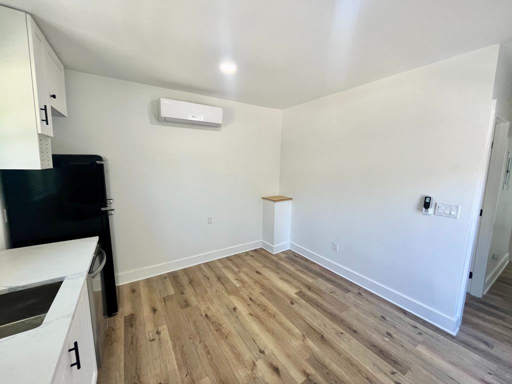 2810 N Mitchell Ave - Photo 6 of 20