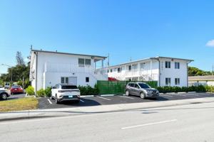 featured image of 3201 Broadway