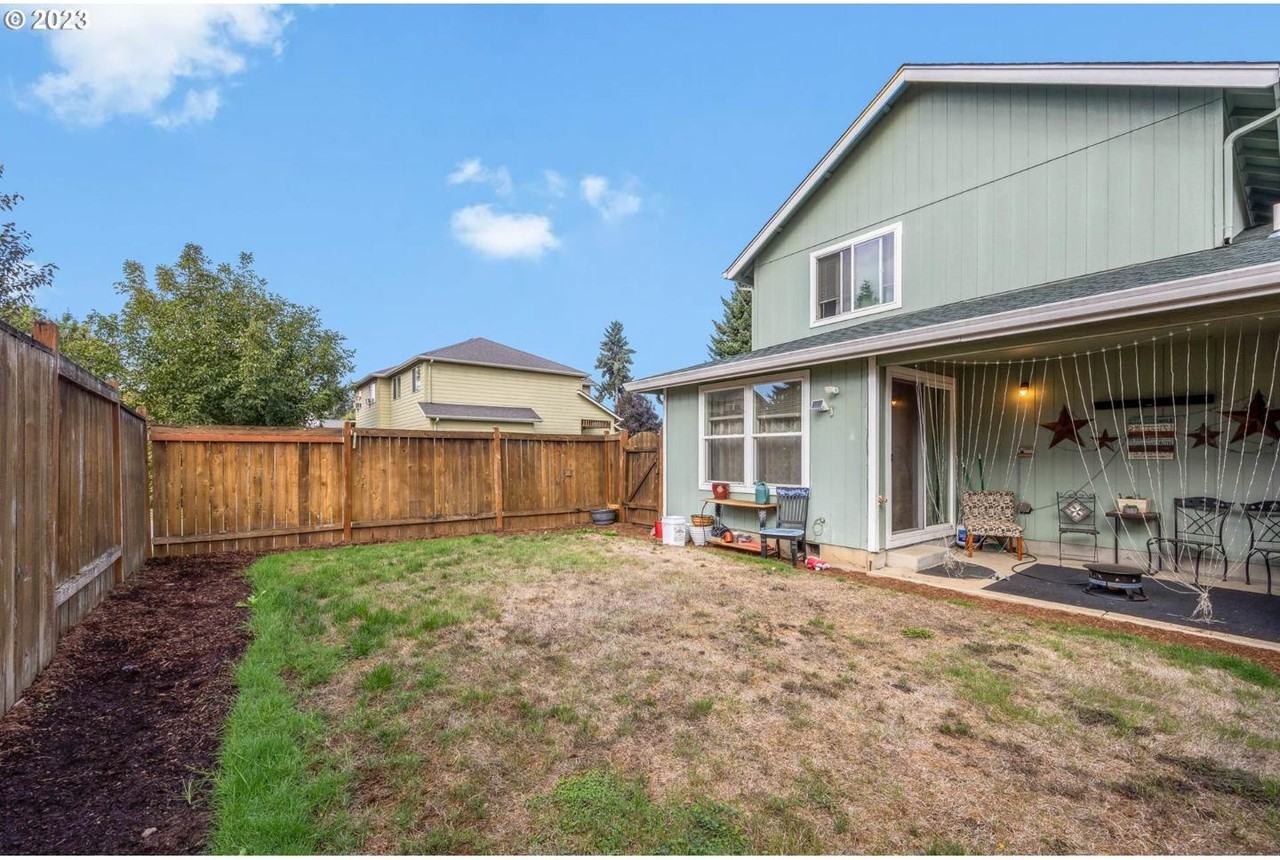 512 Helen Street - Photo 2 of 25